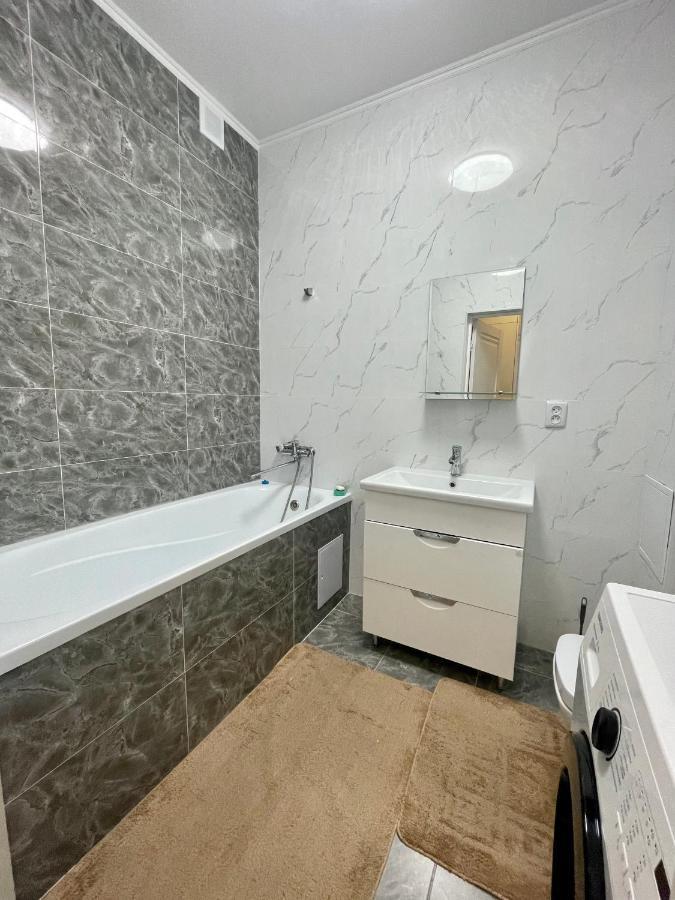 אסטנה Amazing Apartments In The Rc Alpamys. מראה חיצוני תמונה